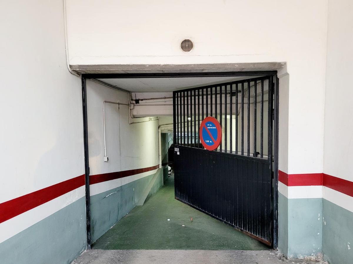 산티아고데콤포스텔라 Piso Con Garaje En La Entrada Del Camino Portugues 아파트 외부 사진