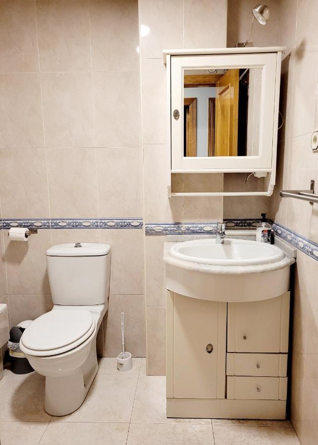 산티아고데콤포스텔라 Piso Con Garaje En La Entrada Del Camino Portugues 아파트 외부 사진